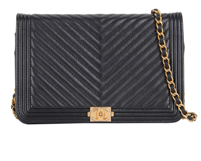 Boy Wallet On Chain, front view